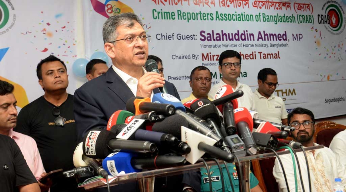 অপরাধের পেছনে জুয়া ও মাদকের সংশ্লিষ্টতা পাওয়া যাচ্ছে: স্বরাষ্ট্রমন্ত্রী