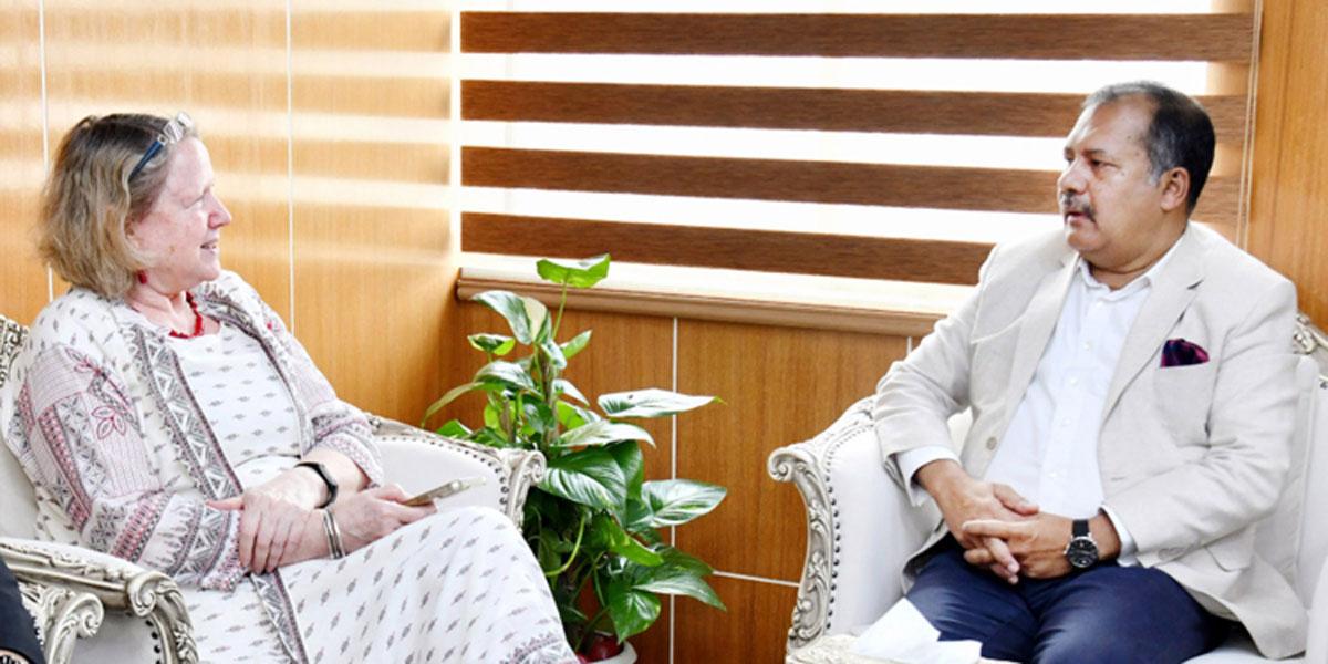 অপতথ্য রোধে ইউনেস্কোর সহযোগিতা চাইলেন তথ্যমন্ত্রী