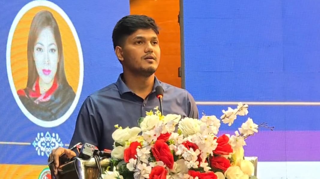'প্রশাসন জবাবদিহিতায় ব্যর্থ হলে ডাকসু নির্বাচন পুনর্মূল্যায়নের সুযোগ থাকবে'