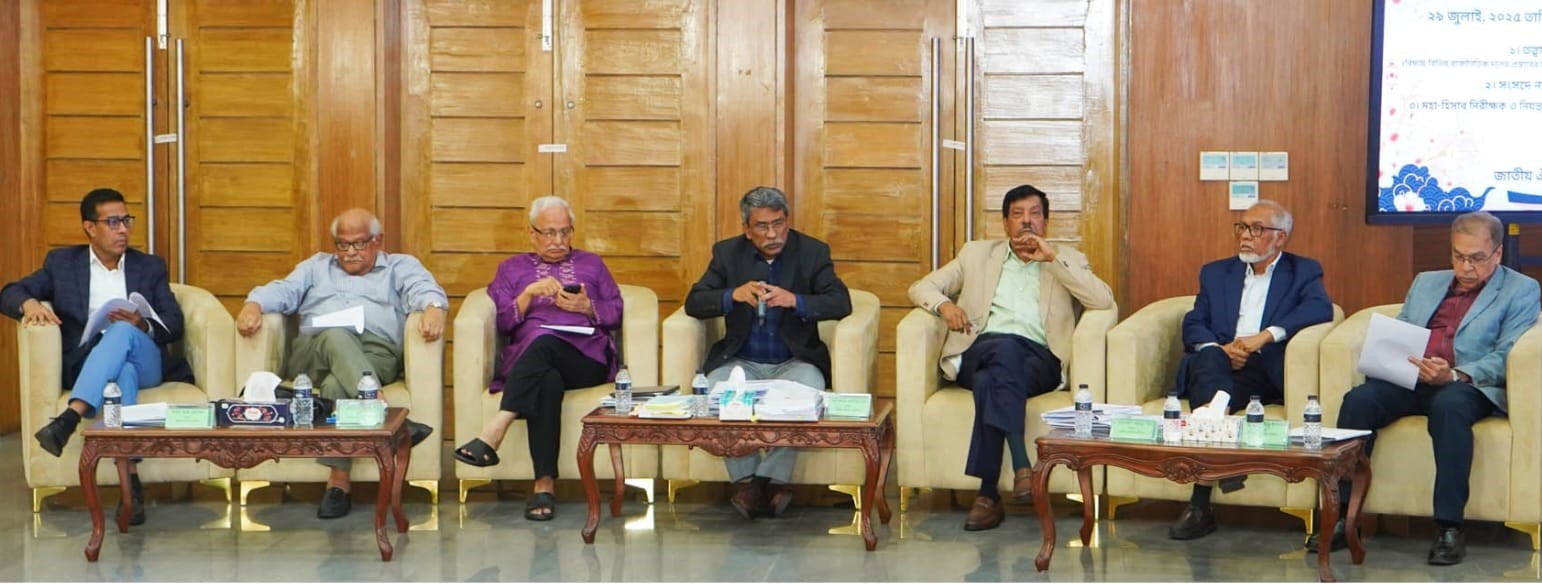 যেভাবেই হোক, জুলাই সনদের চূড়ান্ত রূপ এ মাসেই: আলী রীয়াজ