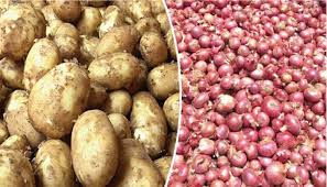 আলু ও পেঁয়াজে সুখবর