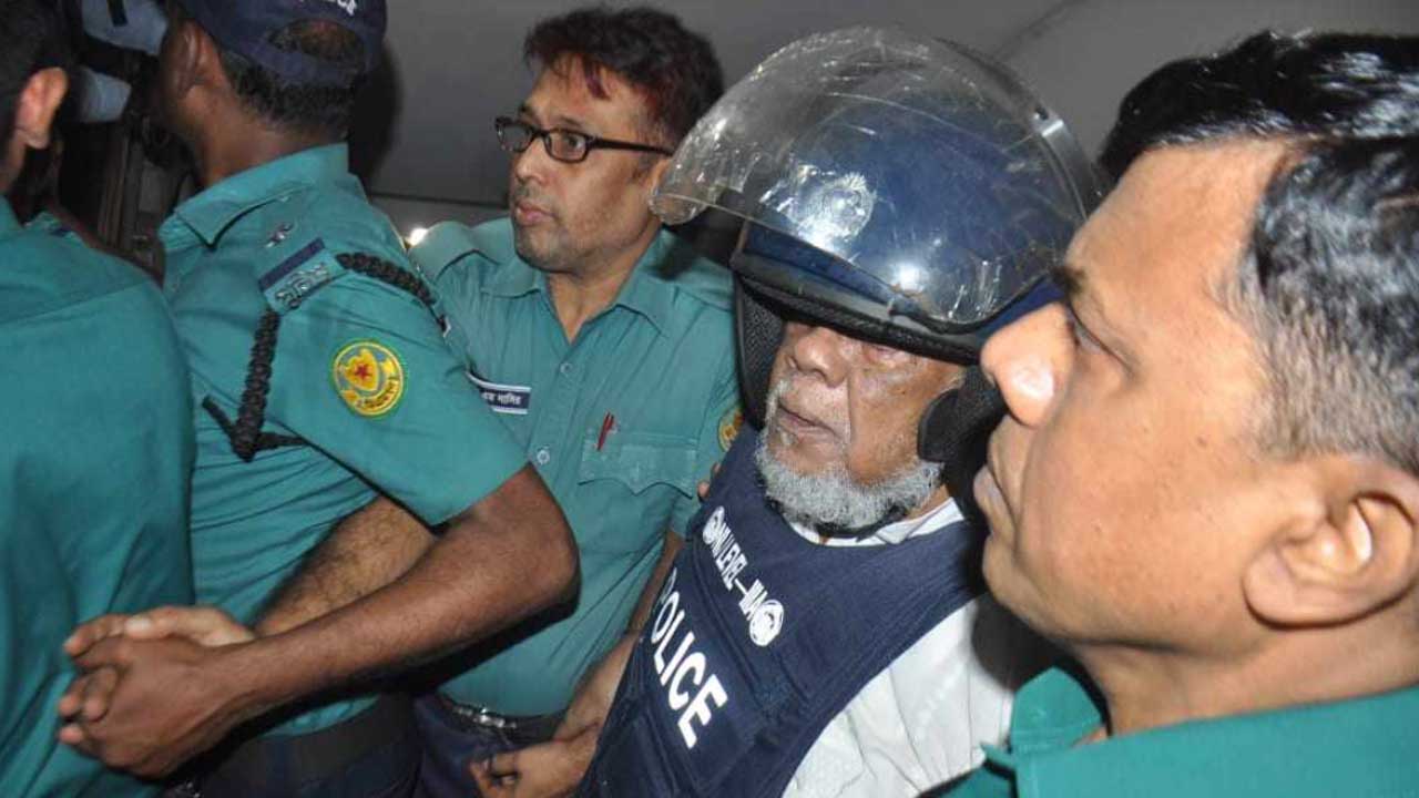 রিমান্ড শেষে কারাগারে আমু