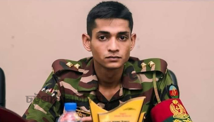 কক্সবাজারে সেনা কর্মকর্তা হত্যা: ২৫ জনের নামে ২ মামলা