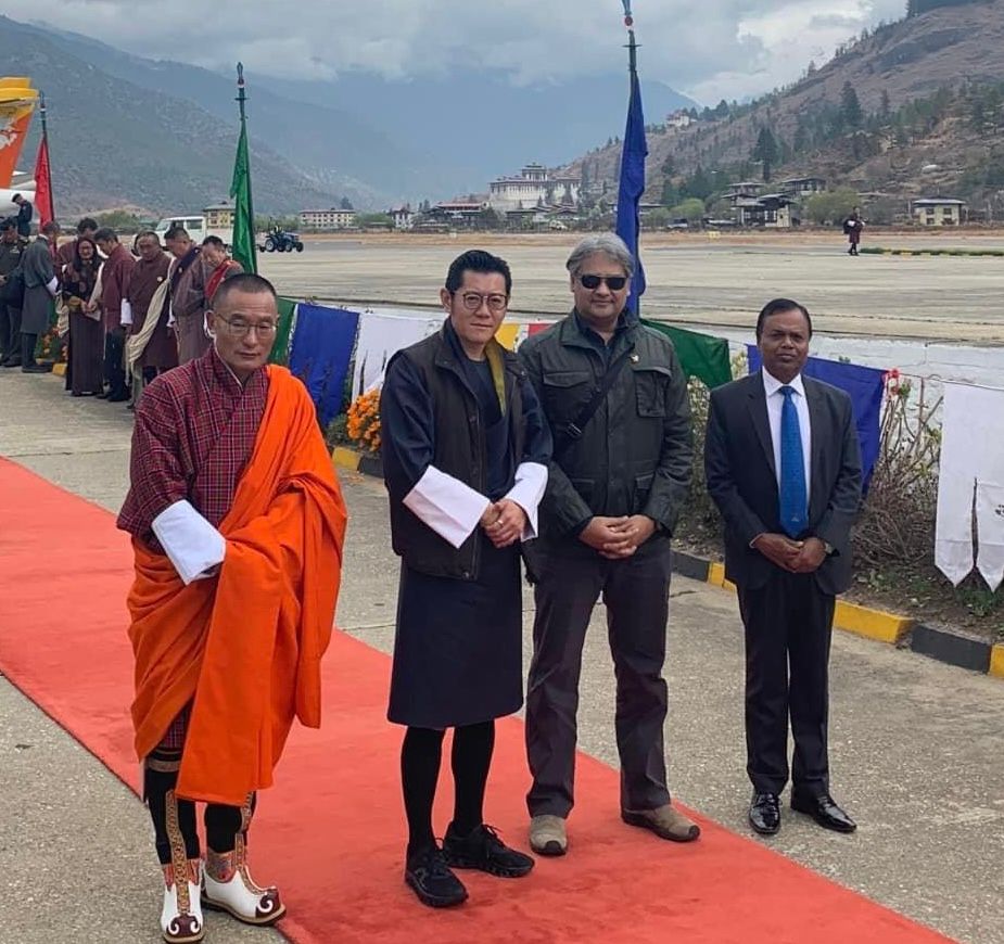 ভুটানের রাজার সঙ্গে থিম্পু পৌঁছেছেন আরাফাত