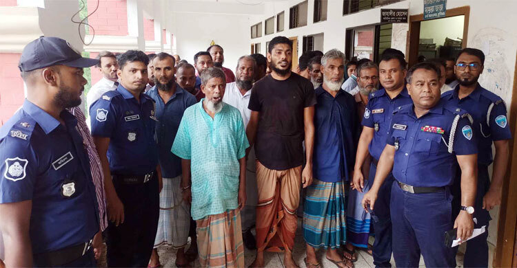 কুমিল্লায় হত্যা মামলায় ছয়জনের ফাঁসি, ১০ জনের যাবজ্জীবন