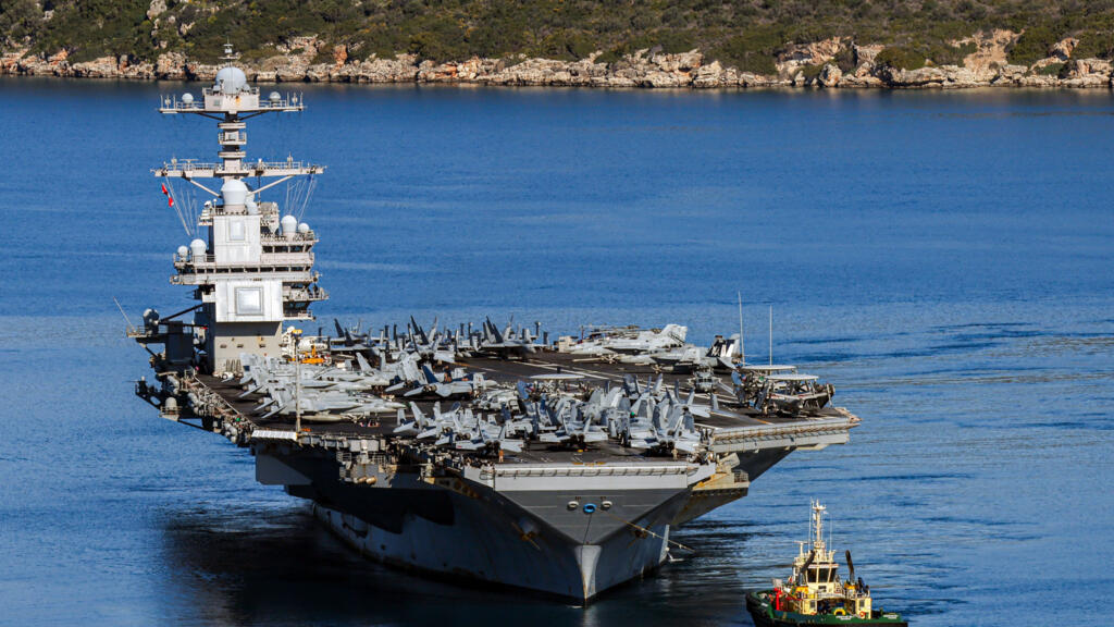 মার্কিন রণতরি ইউএসএস জেরাল্ড ফোর্ডে আগুন, দুই সেনা আহত