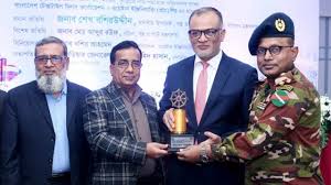 সম্পর্ক নয়, যোগ্যতার ভিত্তিতে সিদ্ধান্ত নেবে সরকার: বাণিজ্য উপদেষ্টা