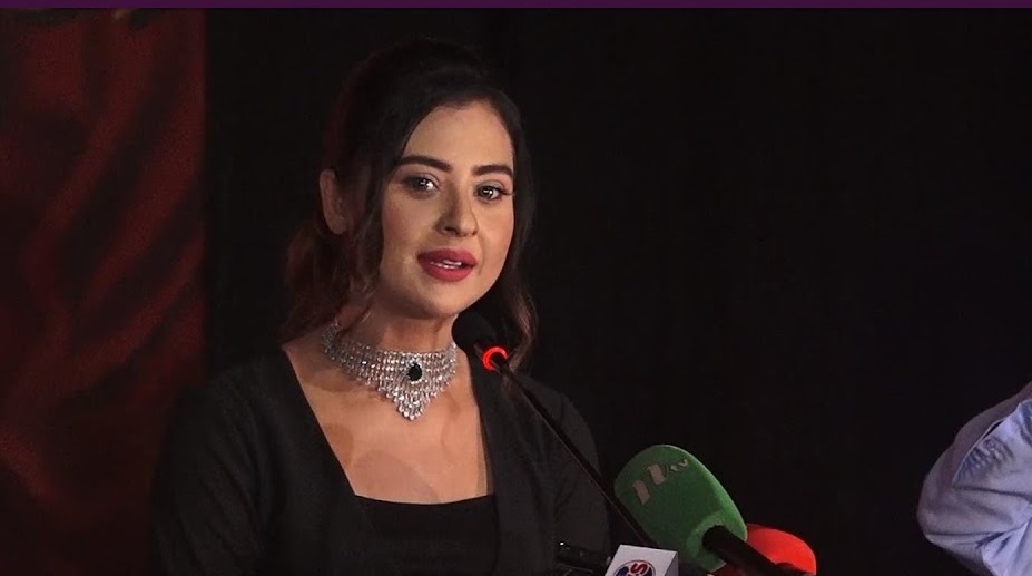 সংবাদ সম্মেলনে এসে মেজাজ হারালেন বুবলী