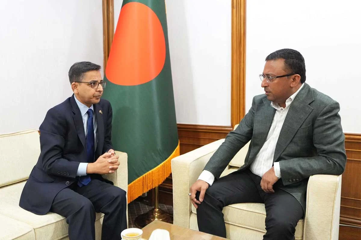 প্রধানমন্ত্রীর পররাষ্ট্রবিষয়ক উপদেষ্টার সঙ্গে ভারতের হাইকমিশনারের সাক্ষাৎ