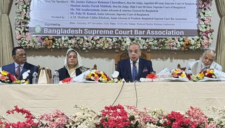 আইনের শাসন নিশ্চিতে বিচার বিভাগ আলাদা করতে হবে