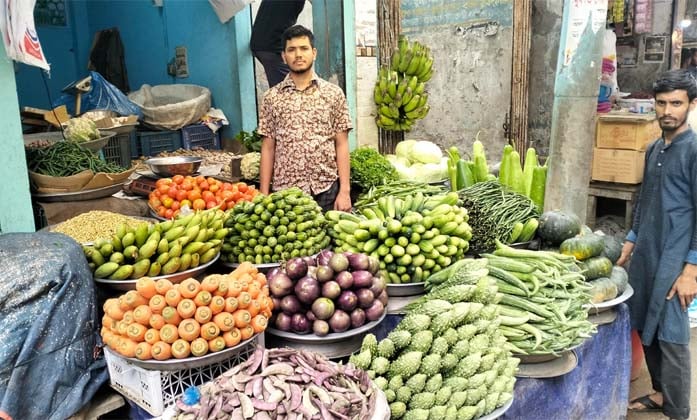 ভোলার বাজারে কমেছে সবজির দাম