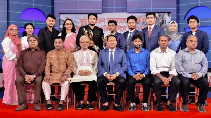 সরকার না চাইলে সুষ্ঠু নির্বাচন সম্ভব নয়: বদিউল আলম
