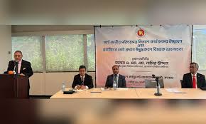 আসন্ন নির্বাচনে পোস্টাল ব্যালটে ভোট দিতে পারবে প্রবাসীরা: সিইসি
