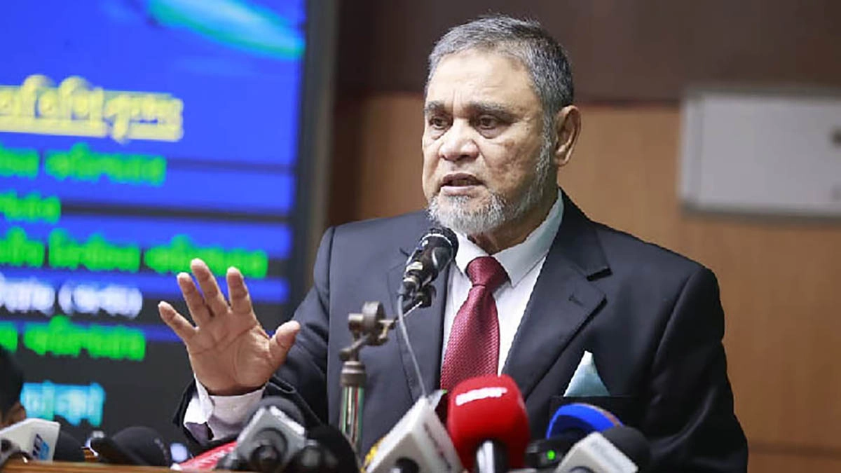 সাংবাদিকরা পর্যবেক্ষণ করলে নির্বাচনে স্বচ্ছতা থাকবে: সিইসি