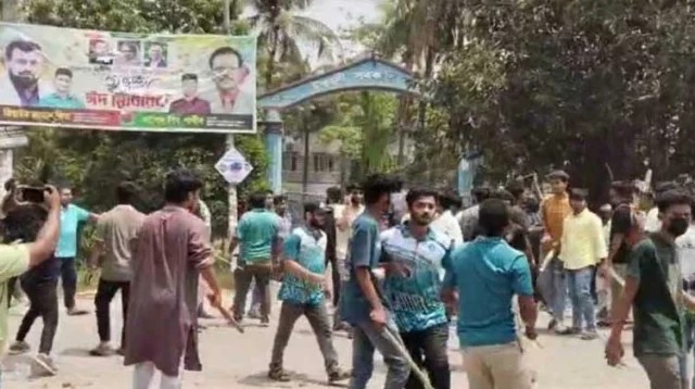 ঈশ্বরদী সরকারি কলেজে ছাত্রদল-শিবির সংঘর্ষ, কার্যালয় ভাঙচুর