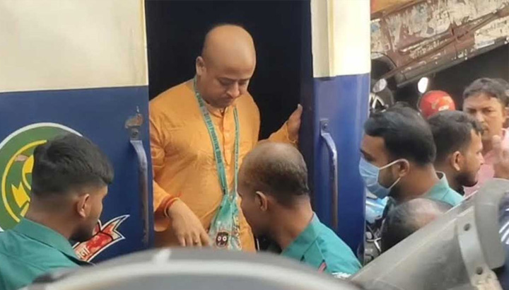 চিন্ময়ের শুনানি আজ, সতর্ক অবস্থায় আইনশৃঙ্খলা বাহিনী