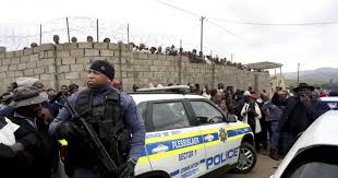 দক্ষিণ আফ্রিকায় হোস্টেলে বন্দুকধারীদের গুলিতে নিহত ১১