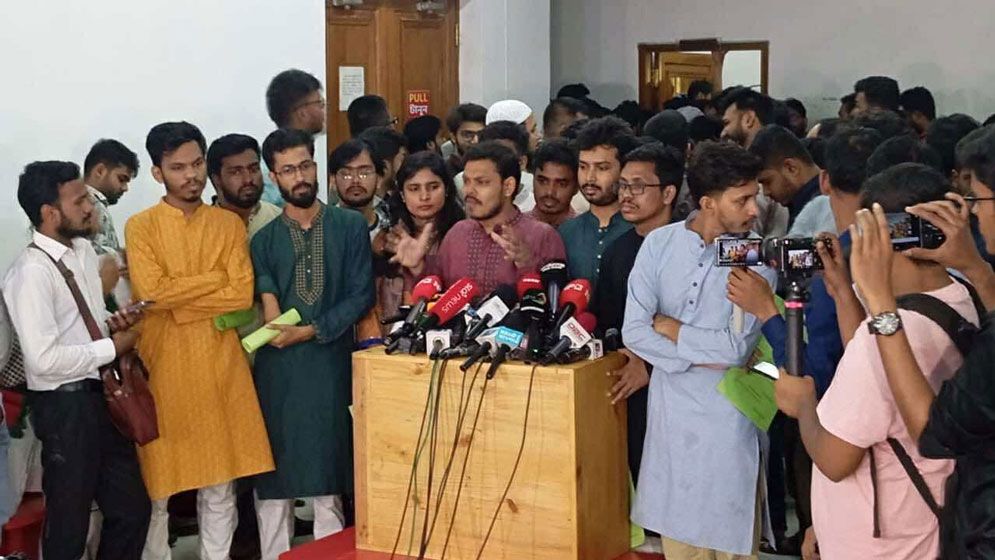 ডাকসু নির্বাচন : ছাত্র অধিকারের প্যানেল ঘোষণা, ভিপি বিন ইয়ামিন-জিএস সাবিনা