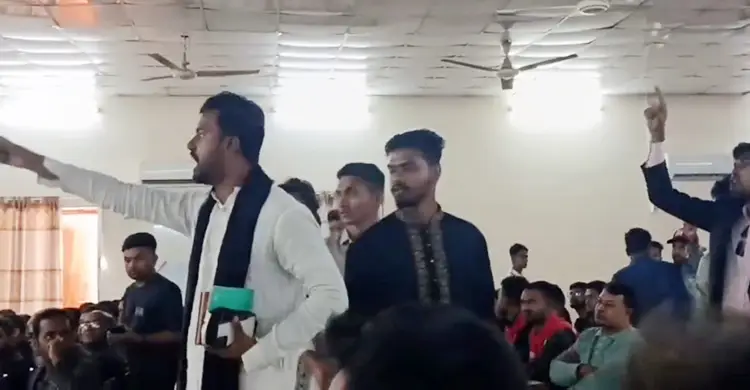 গোলাম আযম-নিজামীকে স্বাধীনতা যুদ্ধের ‘সূর্যসন্তান’ বলায় হট্টগোল