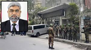 নিজ অফিসে অবরুদ্ধ মাদকের ডিজি