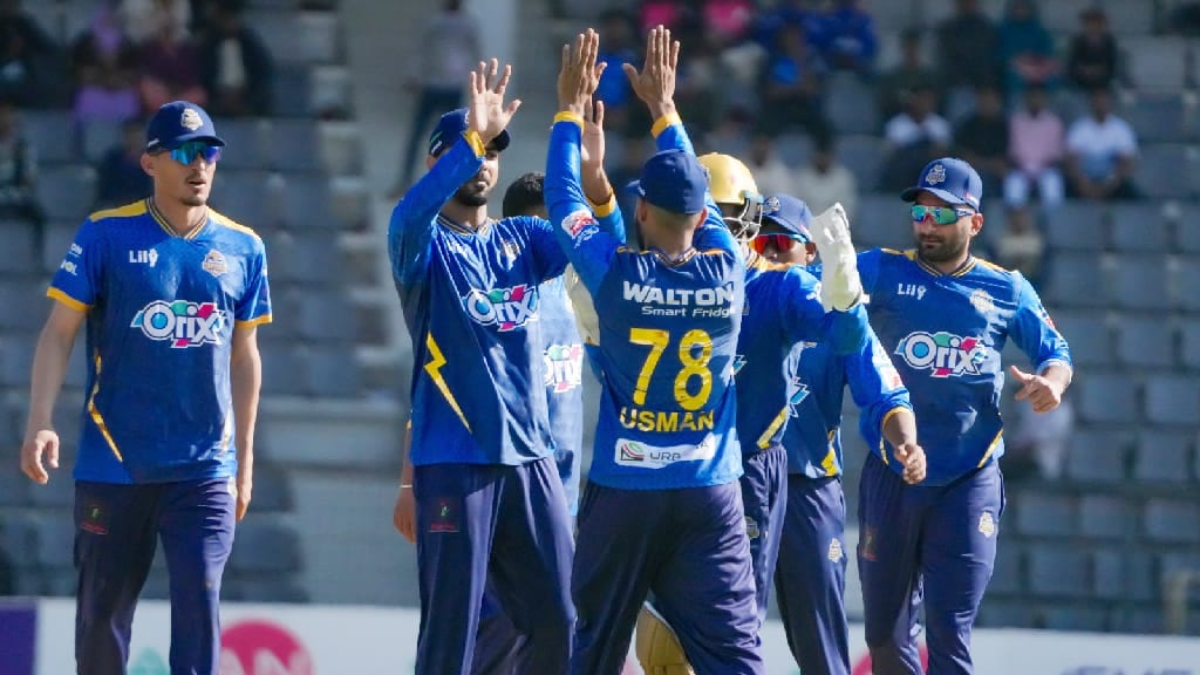 কোচের মৃত্যুশোককে শক্তিতে রূপ দিয়ে রাজশাহীকে হারাল ঢাকা