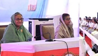 মানুষকে সচ্ছল করতে সরকার কাজ করছে: প্রধানমন্ত্রী