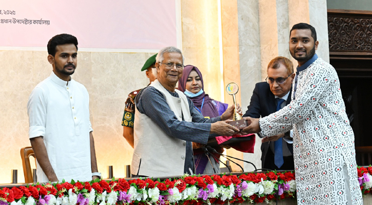 ‘তরুণরা সক্রিয় থাকলে কোনো সমস্যাই অমীমাংসিত থাকতে পারে না’
