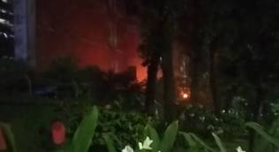 ঢাবির বিজয় একাত্তর হলে আগুন