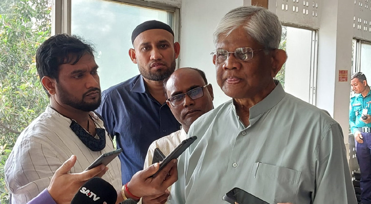 ভারতীয় এলওসি প্রকল্প বন্ধ হবে না: অর্থ উপদেষ্টা