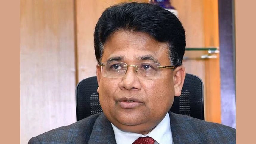 রিমান্ড শেষে কারাগারে সাবেক ইসি সচিব হেলালুদ্দীন