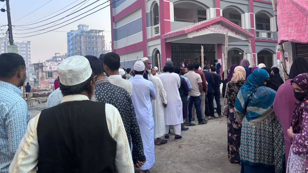 সারাদেশে ভোটগ্রহণ শুরু