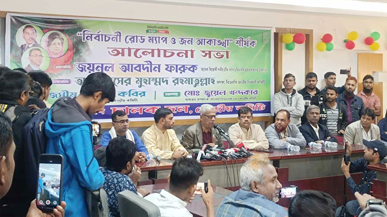 হাসিনাকে একদিনের জন্য হলেও আয়নাঘরে যেতে হবে : ফারুক