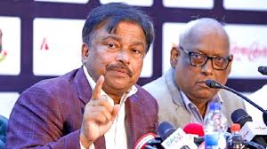 ক্রিকেটারদের জন্য আইন করবেন ফারুক