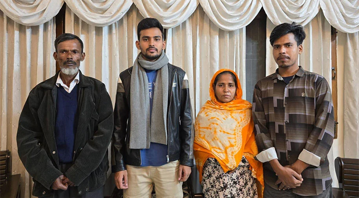 ফেলানীর পরিবারের দায়িত্ব নিলেন উপদেষ্টা আসিফ মাহমুদ