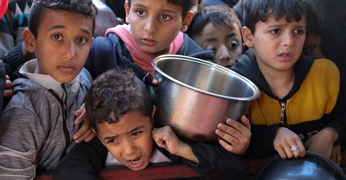 অনাহারে মারা যাচ্ছে গাজার শিশুরা : ডাব্লিউএইচও