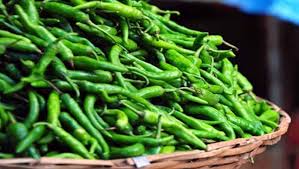 কাঁচা মরিচ কেজি প্রতি ৩২০ টাকা!