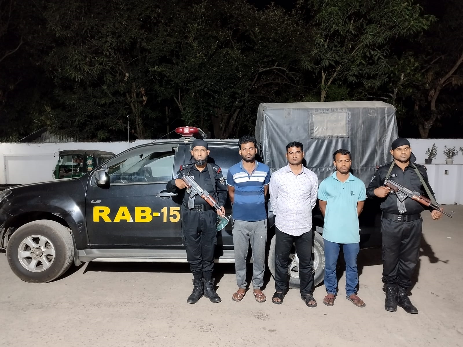 রাজশাহীতে যুবলীগ কর্মী খুনের ঘটনায় গ্রেপ্তার ৫