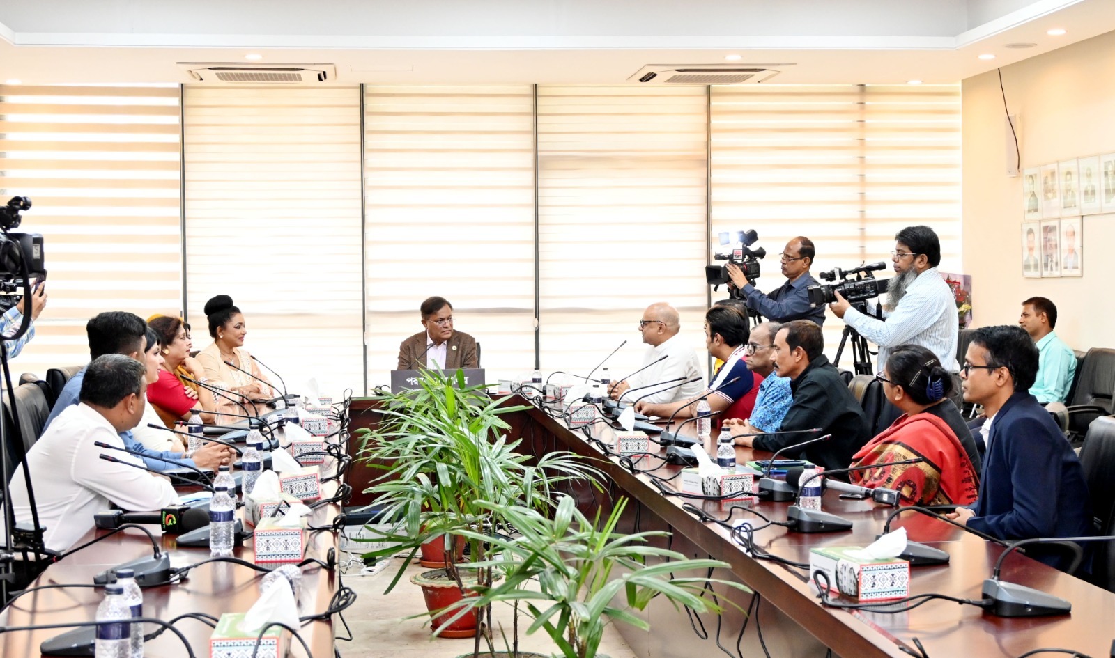 ভারতের লোকসভায় বিজয়ী এনডিএ জোটকে অভিনন্দন পররাষ্ট্রমন্ত্রীর