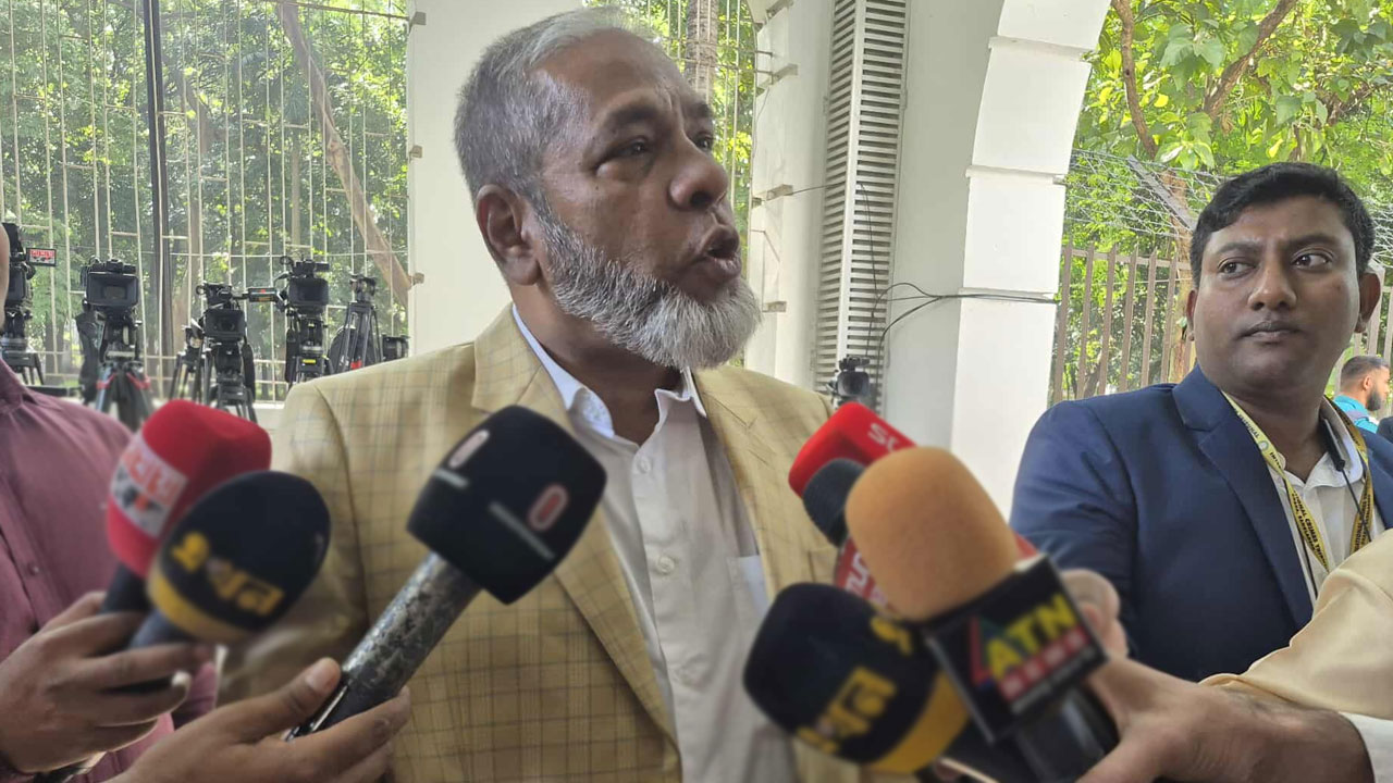 হাসিনা খালাস পেলে সবচেয়ে বেশি খুশি হতাম: রাষ্ট্রনিযুক্ত আইনজীবী