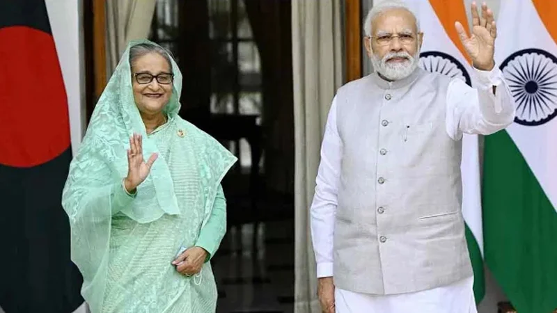 হাসিনাকে ‘বিসর্জন’ দেবে না ভারত