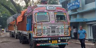 দেড় বছর পর হিলি স্থলবন্দর দিয়ে চাল আমদানি শুরু