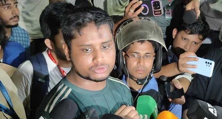 রাষ্ট্রপতির অপসারণসহ হাসনাত আব্দুল্লাহর ৫ দাবি