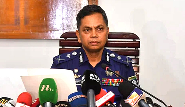 পূজার পর সাঁড়াশি অভিযান চলবে: আইজিপি