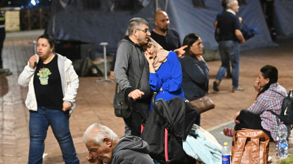 ১৬০ বারেরও বেশি ভূমিকম্পে কাঁপল ইতালির নেপলস