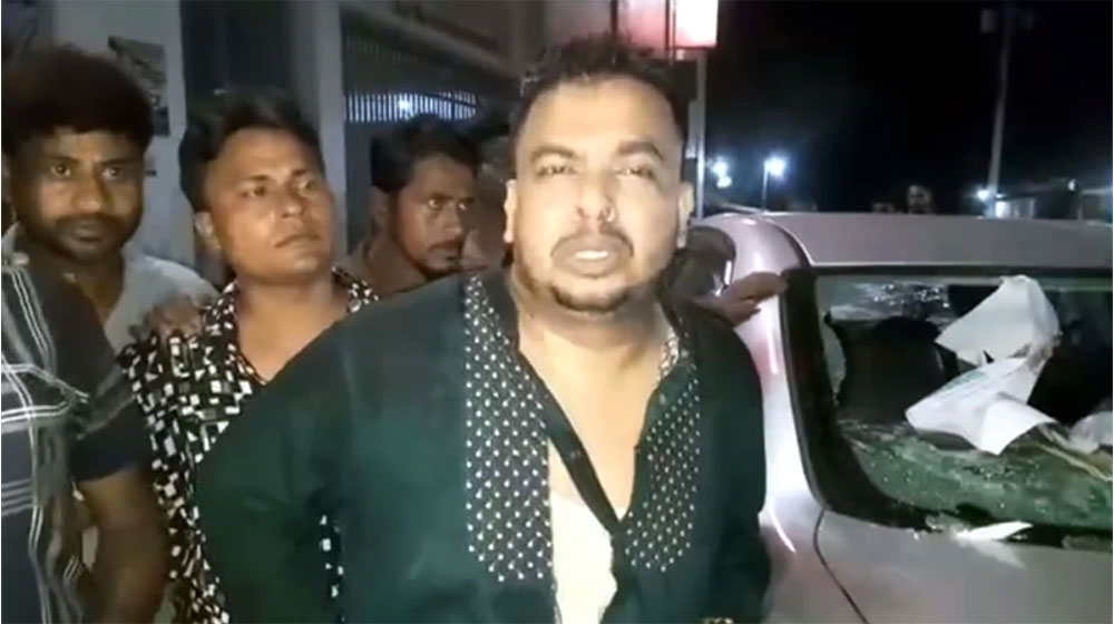 নাঙ্গলকোটে প্রার্থীর গাড়িতে হামলা-গুলির অভিযোগ
