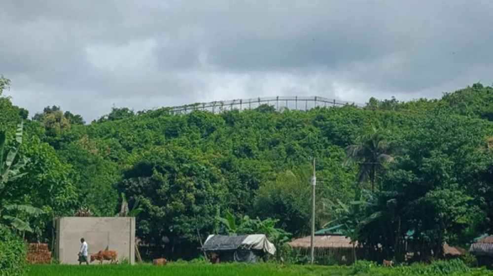 মিয়ানমারে গোলাগুলি, কক্সবাজারের সীমান্তের বাসিন্দারা আতঙ্কে