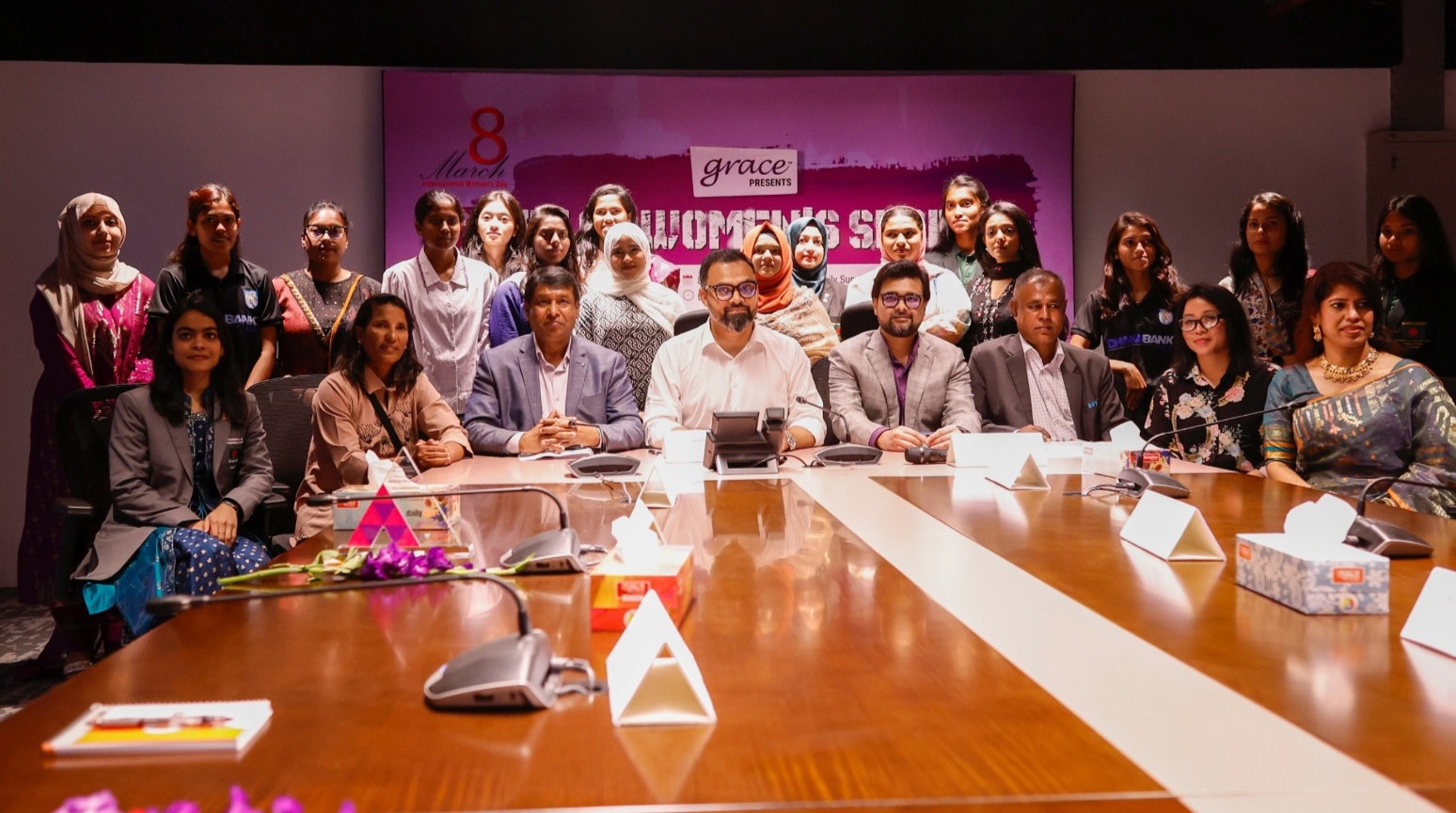 আন্তর্জাতিক নারী দিবসে ৫ ক্রীড়াবিদকে ডেইলি সানের সম্মাননা