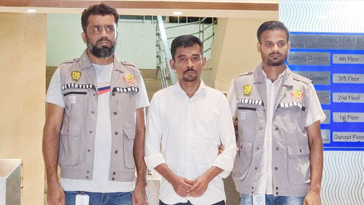 মিল্টন সমাদ্দারের বিরুদ্ধে রাতেই ৩ মামলা