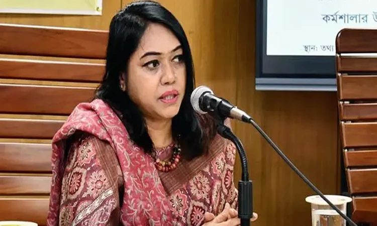 গুজব ও অপতথ্য রোধে গণমাধ্যমকর্মীদের ভূমিকা অপরিহার্য : তথ্য সচিব