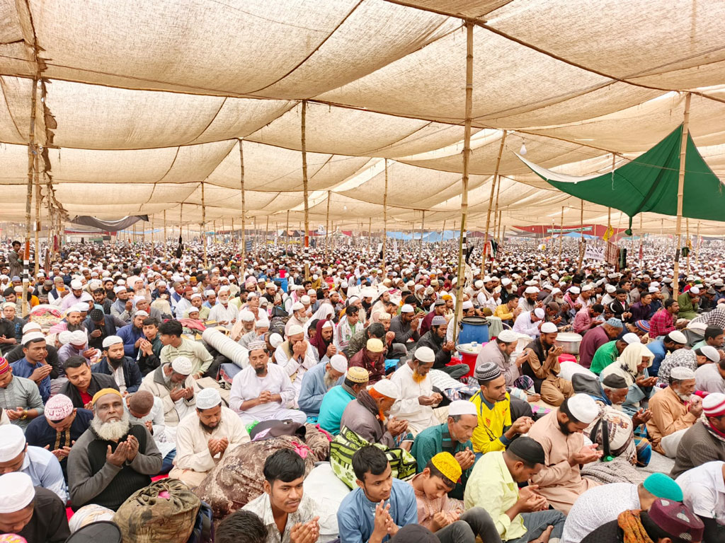 ইজতেমা ময়দানে বিকট শব্দে আছড়ে পড়ল ড্রোন, আহত অর্ধশতাধিক